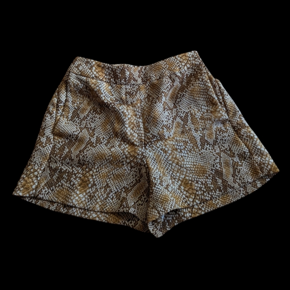Babaton Conan High Waisted Shorts